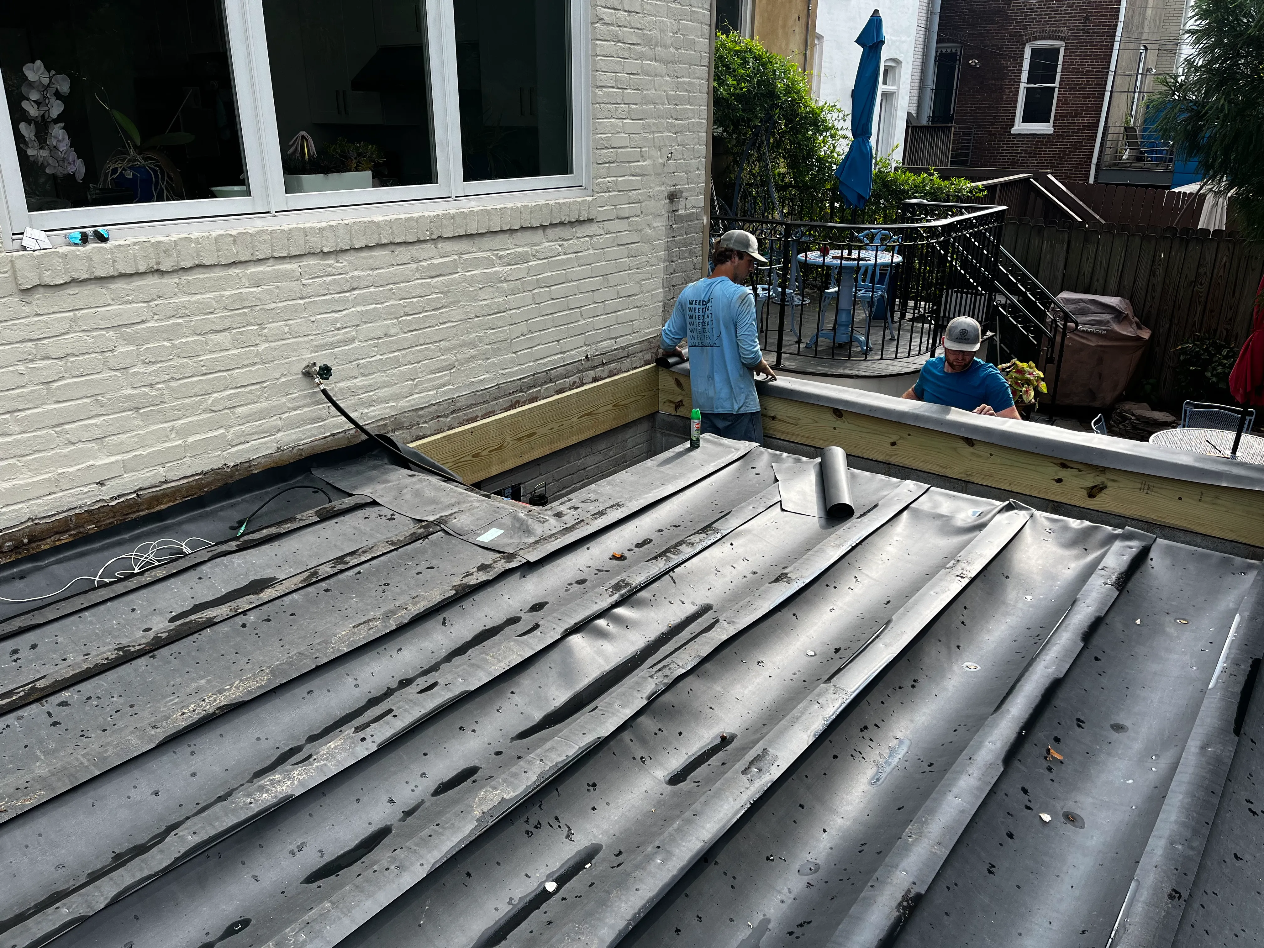 Outdoor deck refinishing