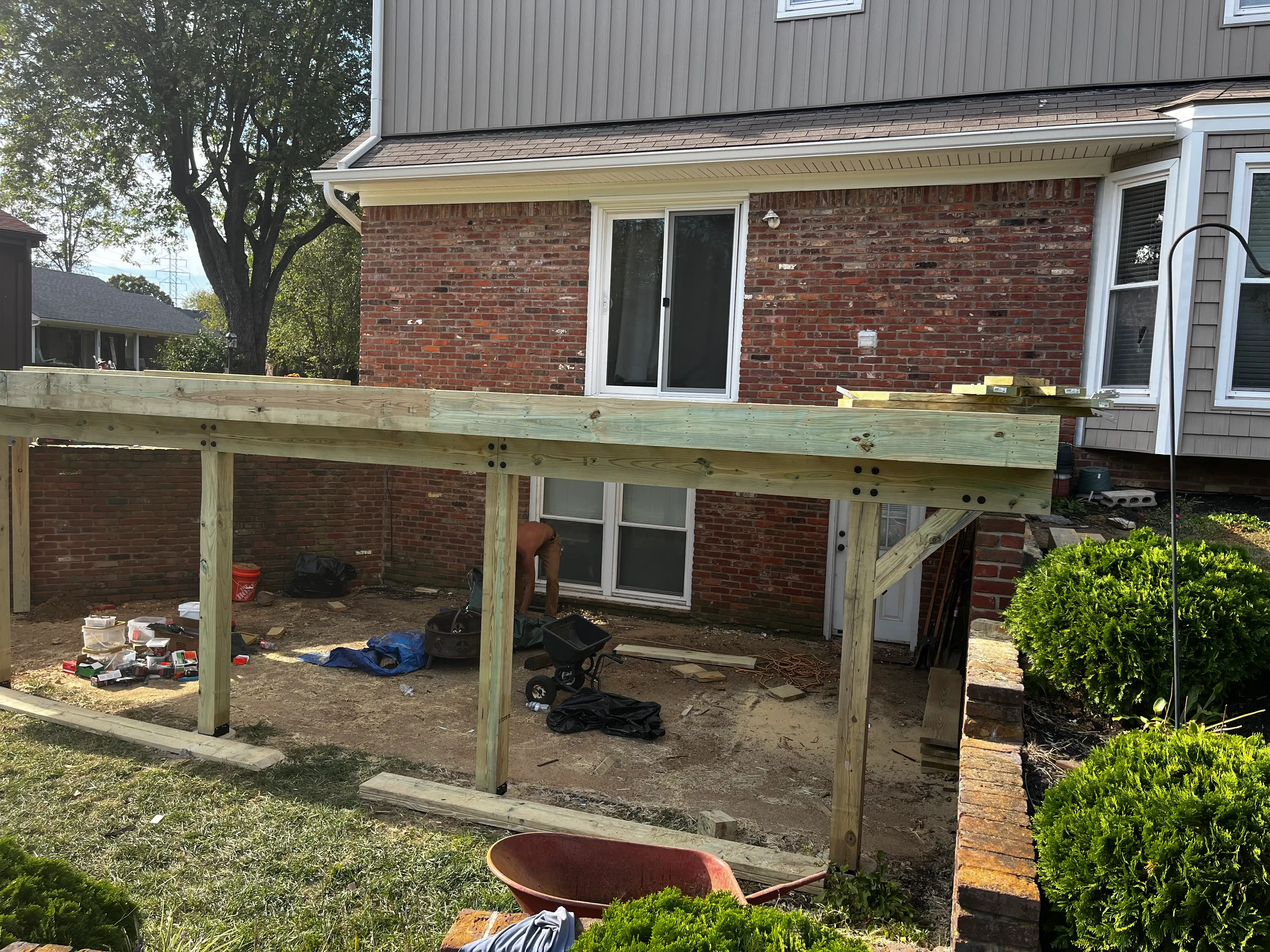 Premium deck Louisville