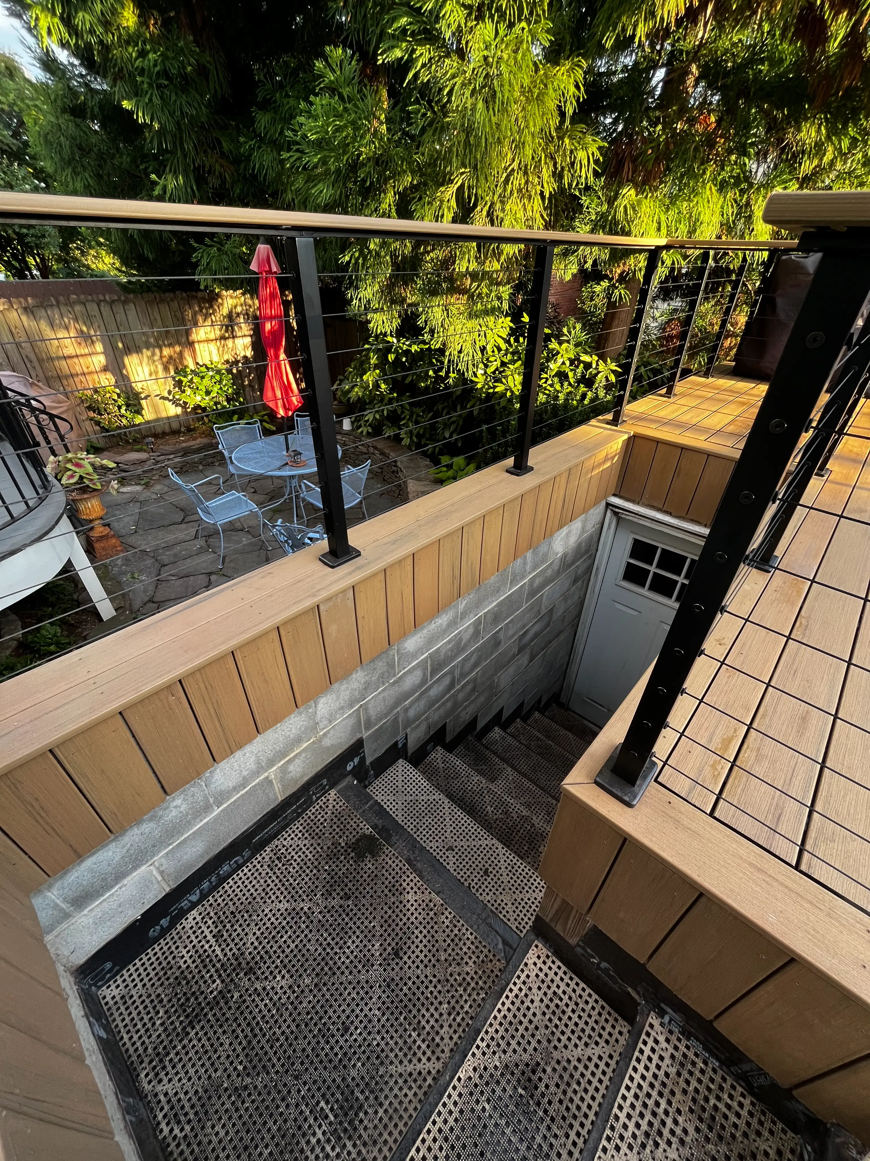 Residential deck construction Kentucky