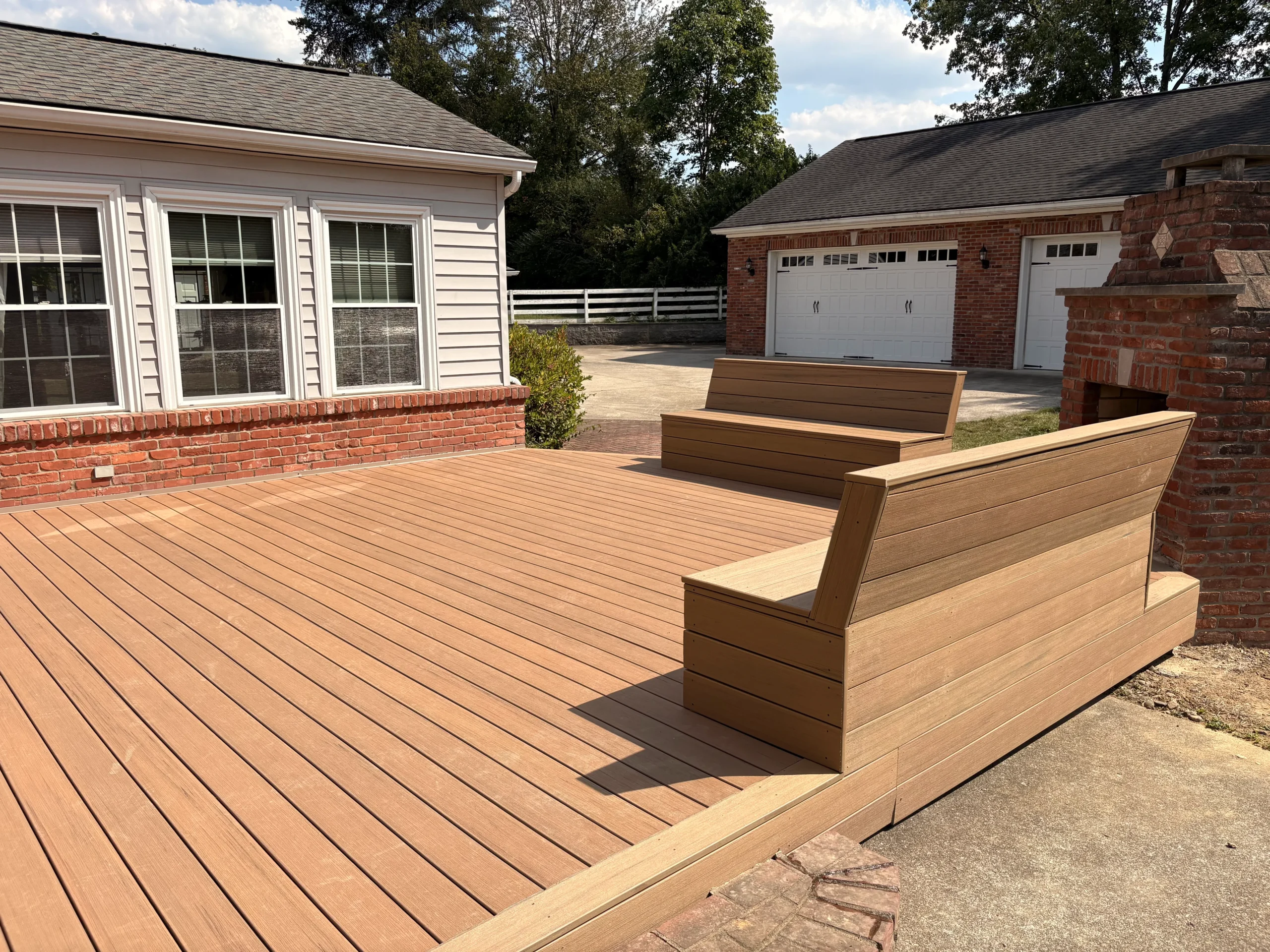 Deck contractor work in Floyd County, IN