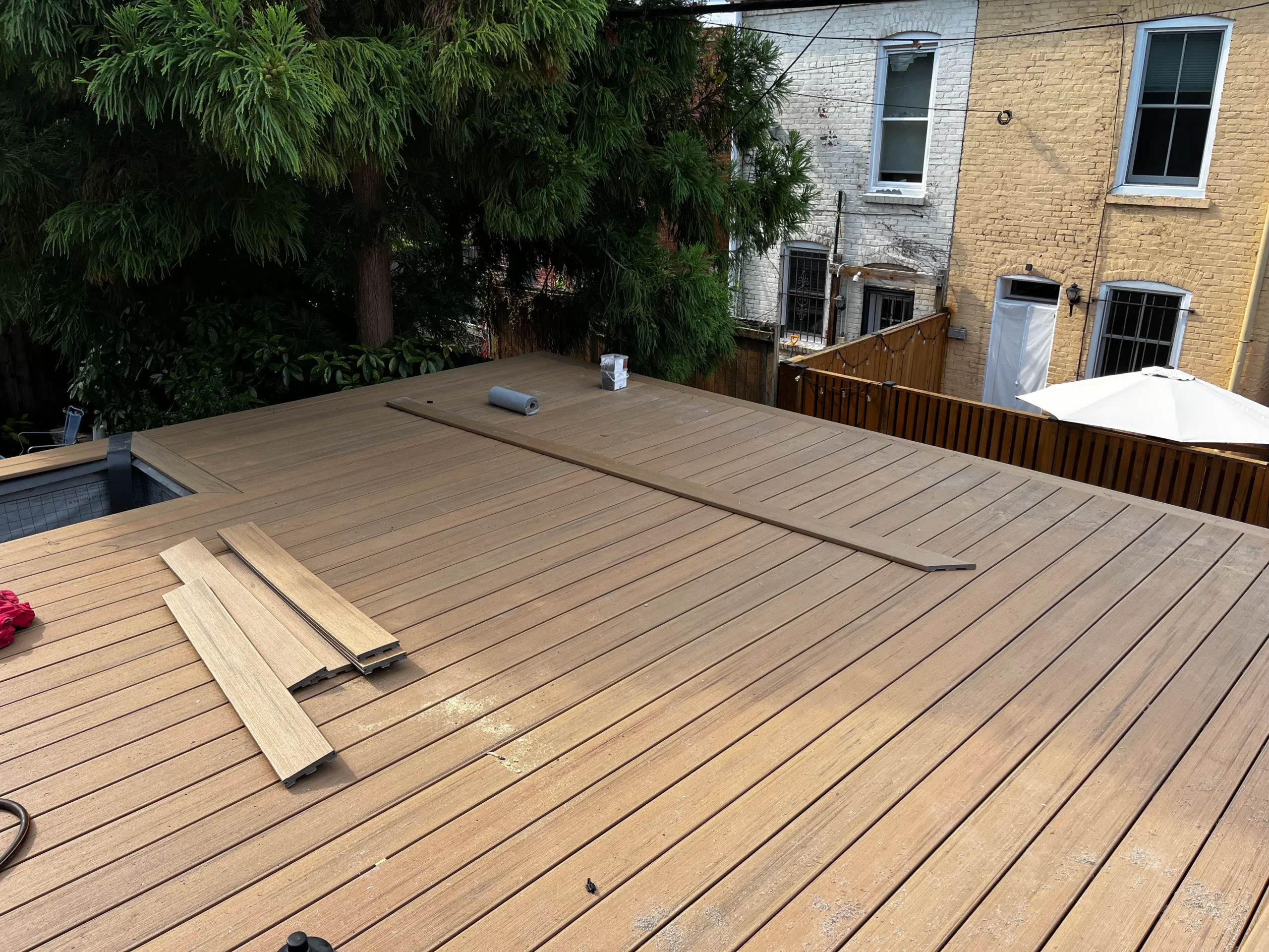 Custom timber and composite deck build at a Shelbyville KY home