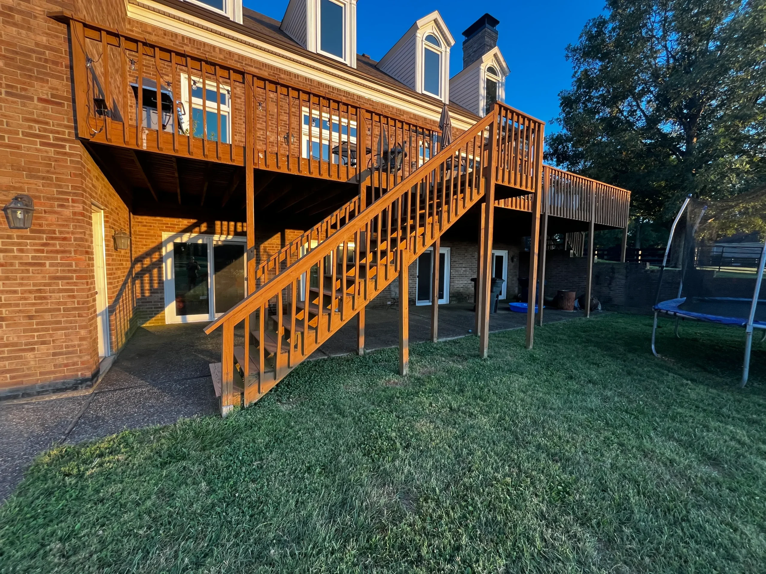 Deck builder in Pleasureville KY custom outdoor living space
