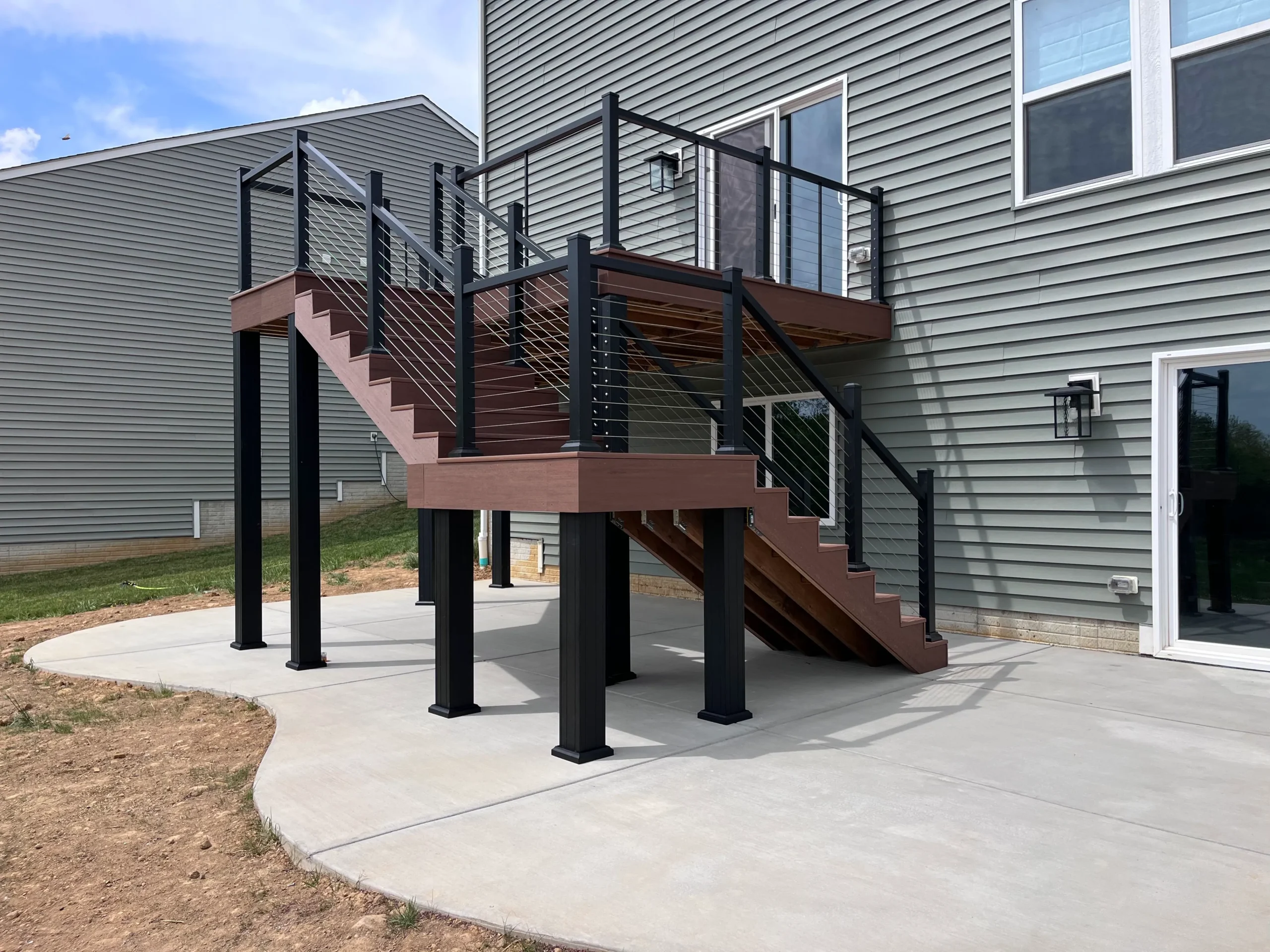 Experienced Simpsonville deck builder completing composite deck project