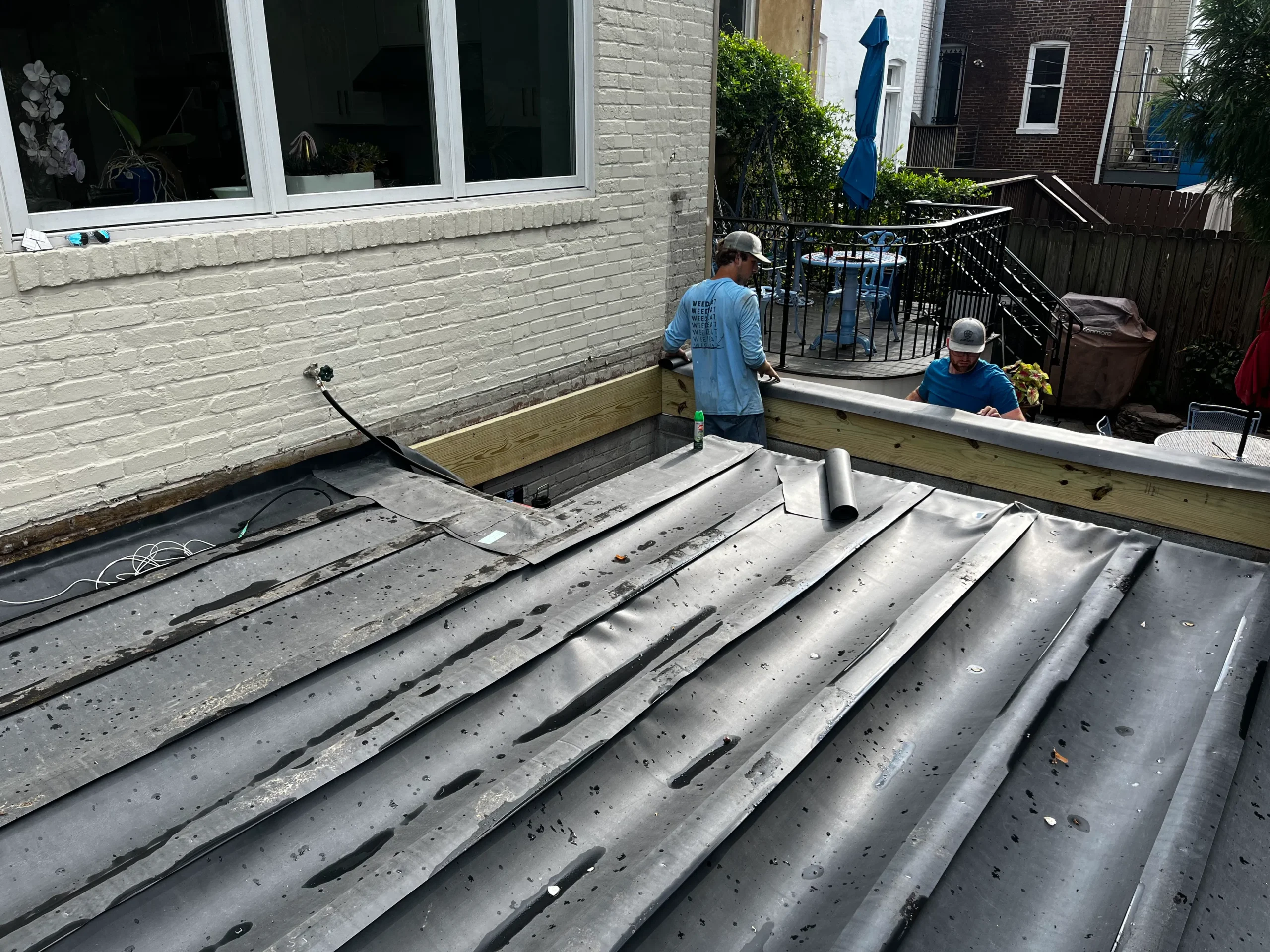 Deck repair and structural restoration in Crestwood KY